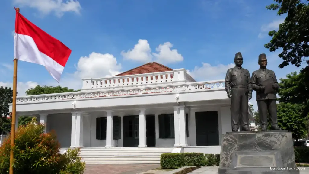10 Destinasi Wisata untuk Memperingati HUT RI