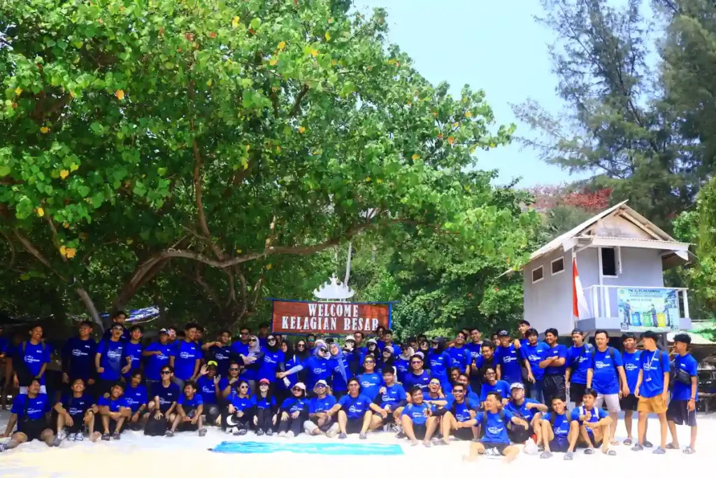 Family Gathering ITN di Pulau Pahawang Pererat Kekompakan